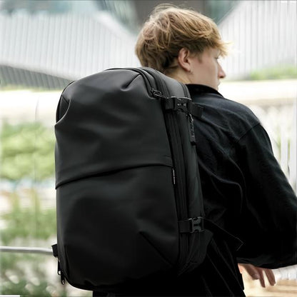Airback Vacuum Seal Travel Backpack